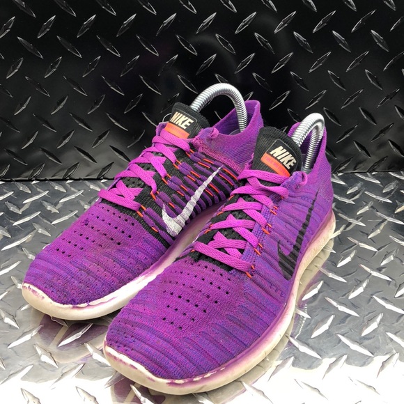 Nike Shoes - NIKE FREE RN FLYKNIT